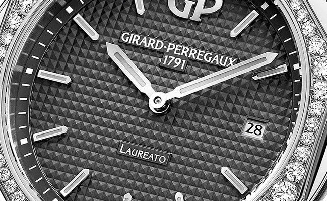 80189-D11A-231-CB6A Leather Strap Girard Perregaux Laureato
